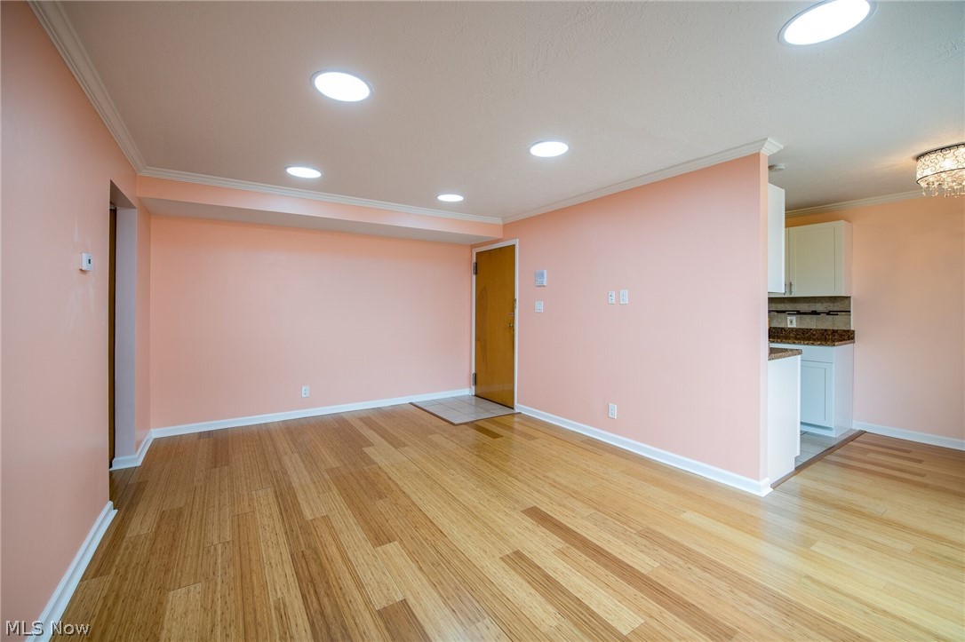 Golden Gate Villa - Residential