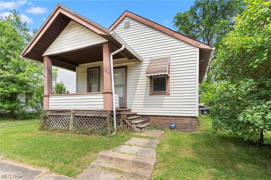 Bring your ideas to York Ave! Located on a quiet street this home would make a great rental or owner-occupant. This home features two bedrooms, full basement and a two car garage. Schedule a private showing to see all this home has to offer!