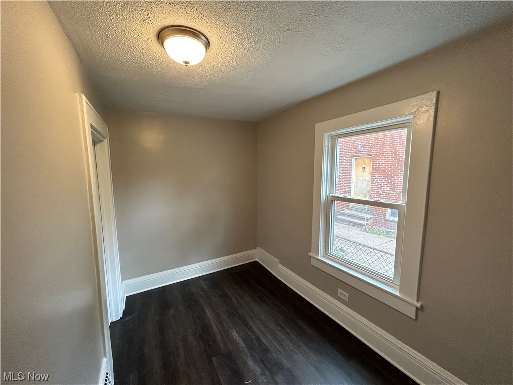 Ridgeview Park - Residential Lease