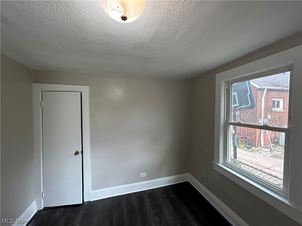 Ridgeview Park - Residential Lease