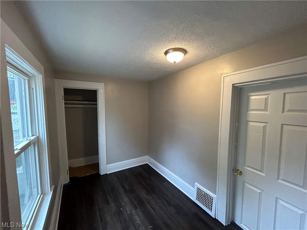 Ridgeview Park - Residential Lease