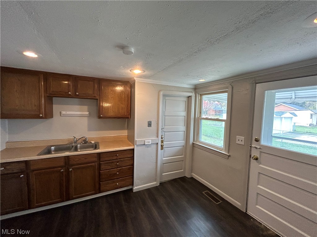 Ridgeview Park - Residential Lease