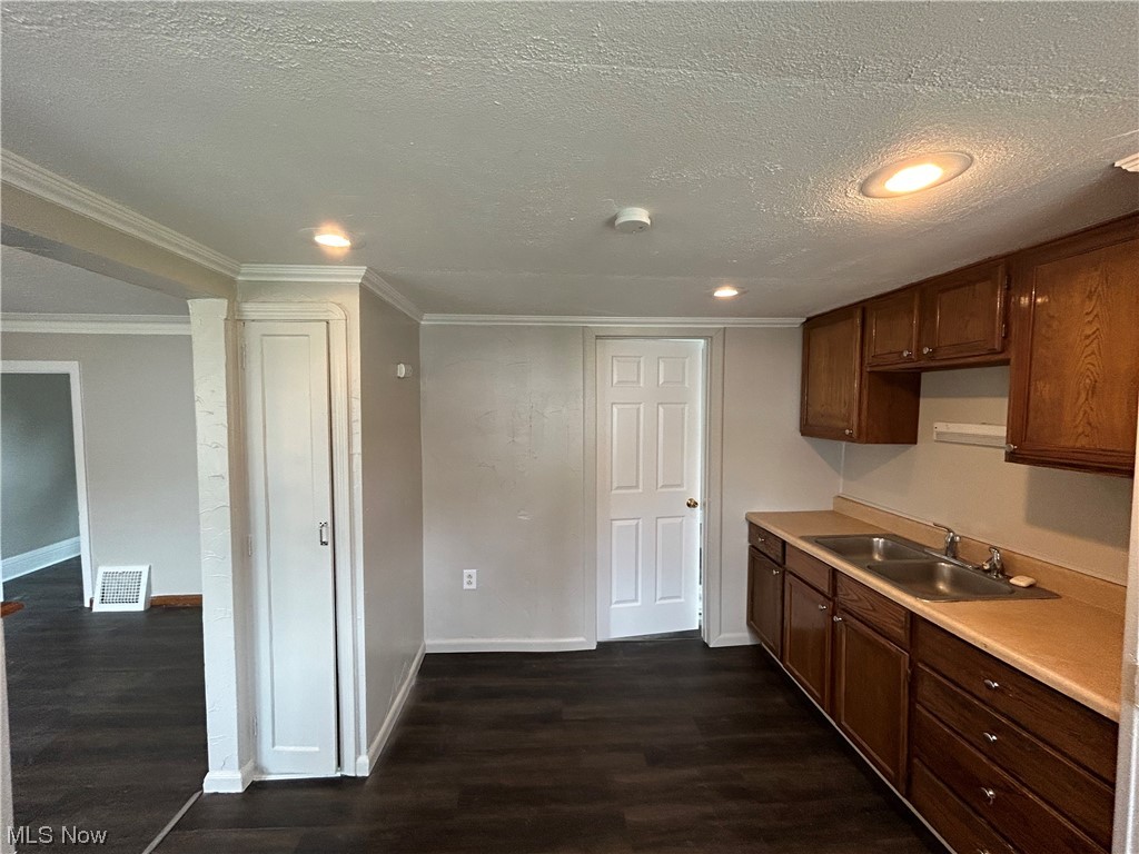 Ridgeview Park - Residential Lease