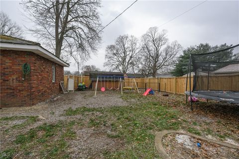 Tiny photo for 1002 S Broadway Street, New Philadelphia, OH 44663 (MLS # 5179024)
