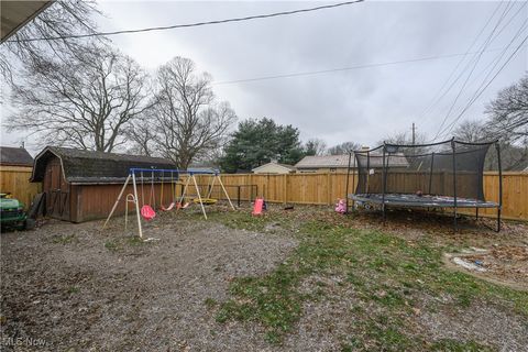 Tiny photo for 1002 S Broadway Street, New Philadelphia, OH 44663 (MLS # 5179024)