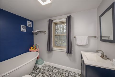 Tiny photo for 1002 S Broadway Street, New Philadelphia, OH 44663 (MLS # 5179024)