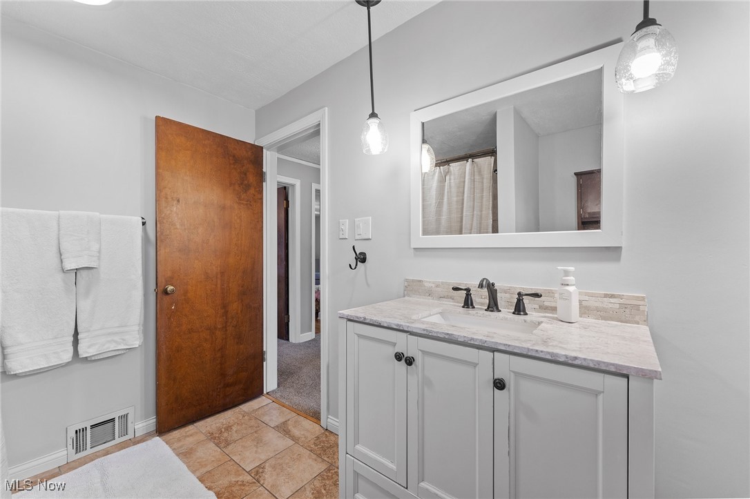 2668 Oak Park Boulevard, Cuyahoga Falls, Ohio image 24