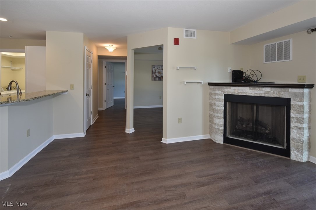 Chandlers Lane Condo - Residential