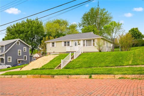 Homes For Sale - 222 State Avenue<br/> Massillon, OH 44646