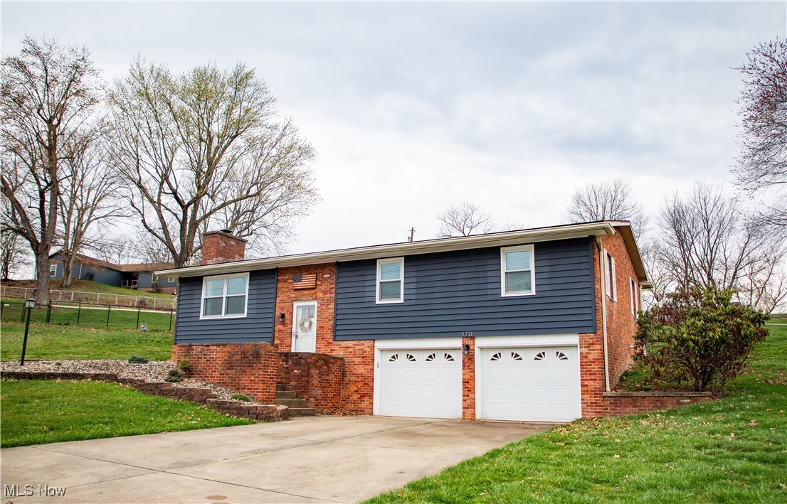 170 North Hills Drive, Parkersburg, West Virginia image 1