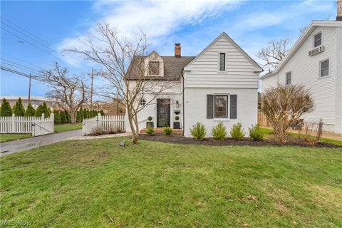 Photo for 392 Cornwall Road