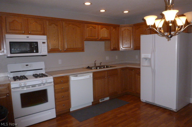 Saxony Place Condos - Residential