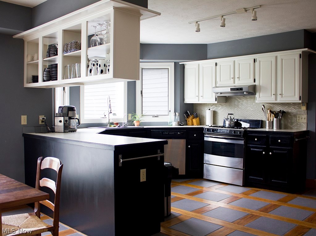 Williamsburg Colony Ph B - Residential