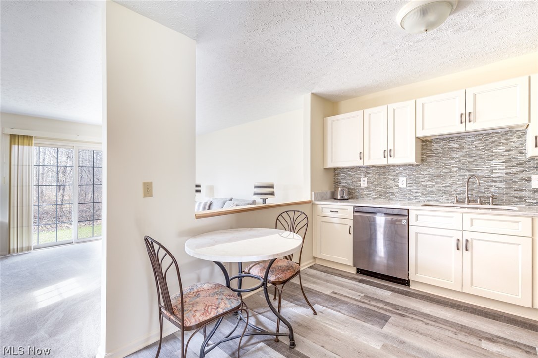 Pinebrook Vill - Residential