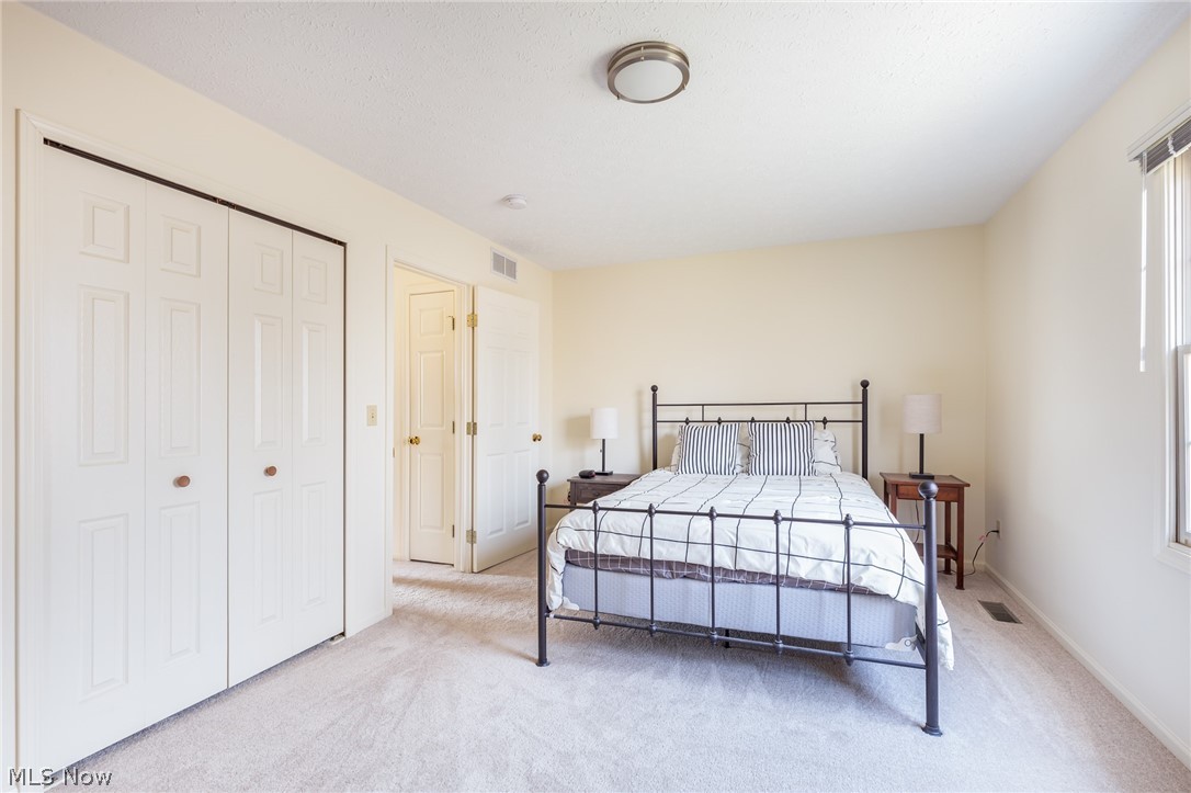 Pinebrook Vill - Residential