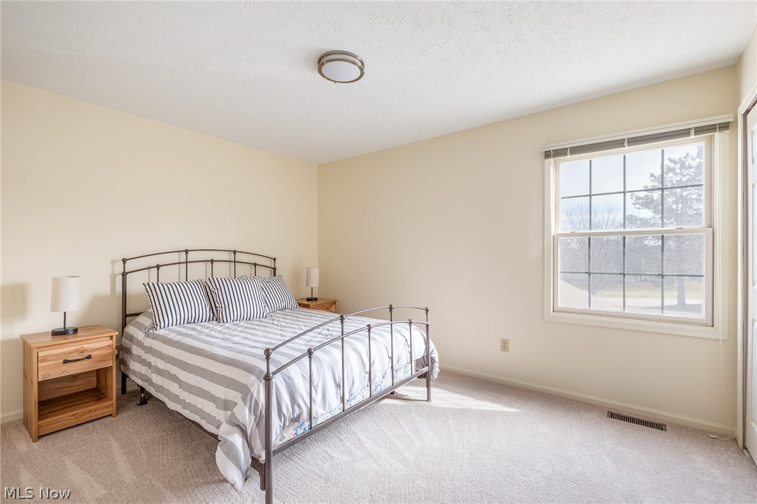 Pinebrook Vill - Residential