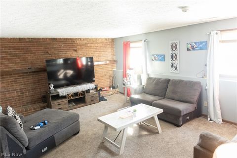 Tiny photo for 700 Denshire Drive NW, Canal Fulton, OH 44614 (MLS # 5190462)