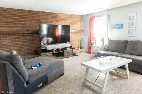 Tiny photo for 700 Denshire Drive NW, Canal Fulton, OH 44614 (MLS # 5190462)