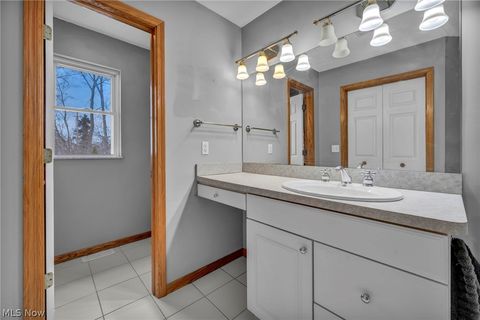 Tiny photo for 29007 Uxbridge Drive, Willowick, OH 44095 (MLS # 5188061)