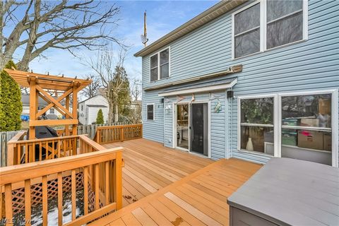 Tiny photo for 29007 Uxbridge Drive, Willowick, OH 44095 (MLS # 5188061)