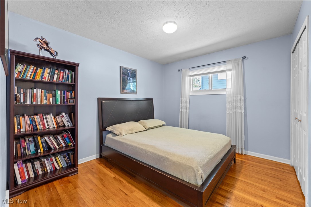 Seven Hills, Ohio 44131, United States, 3 Bedrooms Bedrooms, ,3 BathroomsBathrooms,Residential,Active,178597