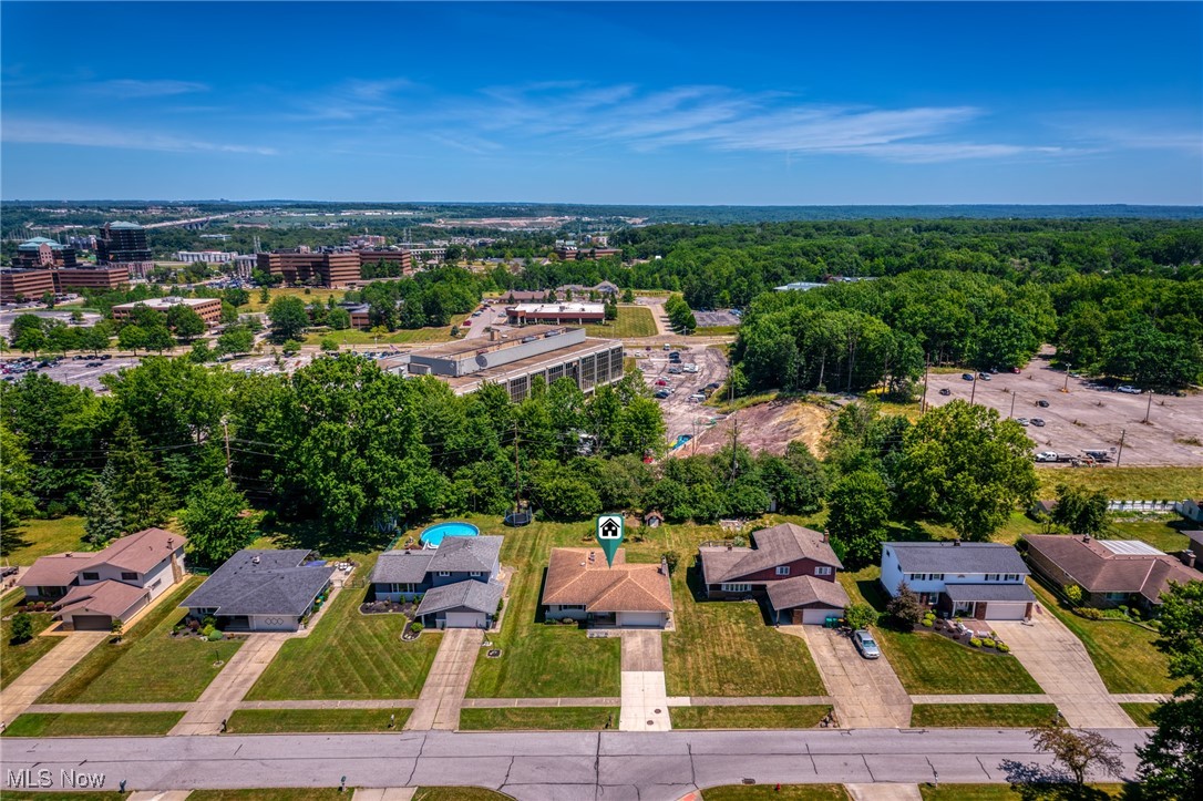 Seven Hills, Ohio 44131, United States, 3 Bedrooms Bedrooms, ,3 BathroomsBathrooms,Residential,Active,178597