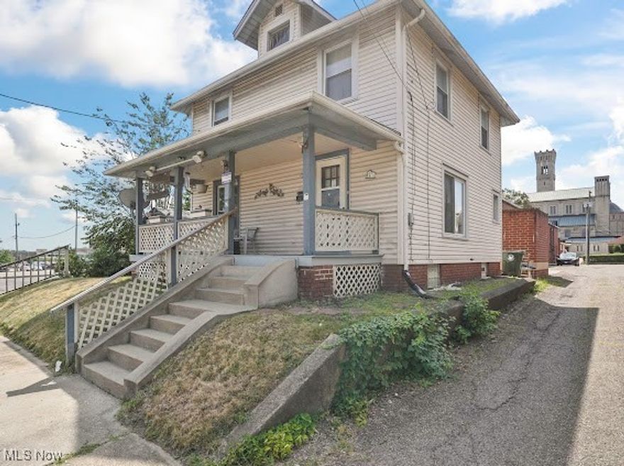 111 Arlington St NW Canton --- 3 bed | 1 full bath with 1,152 square feet of living space. Inviting covered front porch. Vinyl siding. Storage shed. Open-concept living room + dining. Gas fireplace. The kitchen has endless potential. 3 bedrooms are upstairs with the spacious full bathroom. Vinyl windows throughout. Central Air! Full basement with washer + dryer hook-ups. Canton LSD. Ideal investment to add to your portfolio. Steps away from restaurants, shopping, and more!