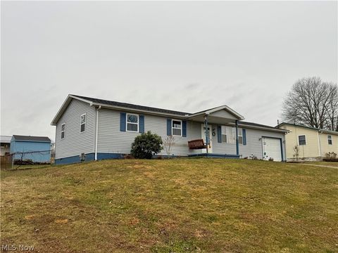 Tiny photo for 184 Locust Drive, Mineral Wells, WV 26150 (MLS # 5190371)