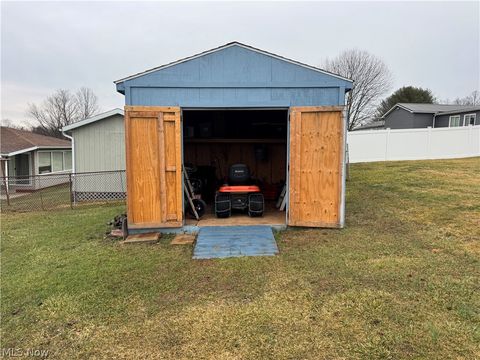 Tiny photo for 184 Locust Drive, Mineral Wells, WV 26150 (MLS # 5190371)