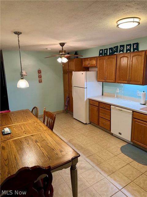 Tiny photo for 184 Locust Drive, Mineral Wells, WV 26150 (MLS # 5190371)