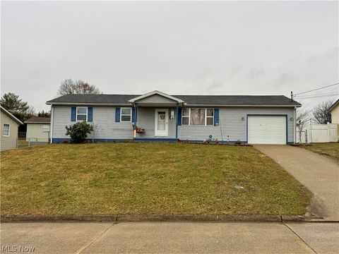 Photo of 184 Locust Drive, Mineral Wells, WV 26150 (MLS # 5190371)