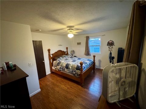 Tiny photo for 184 Locust Drive, Mineral Wells, WV 26150 (MLS # 5190371)