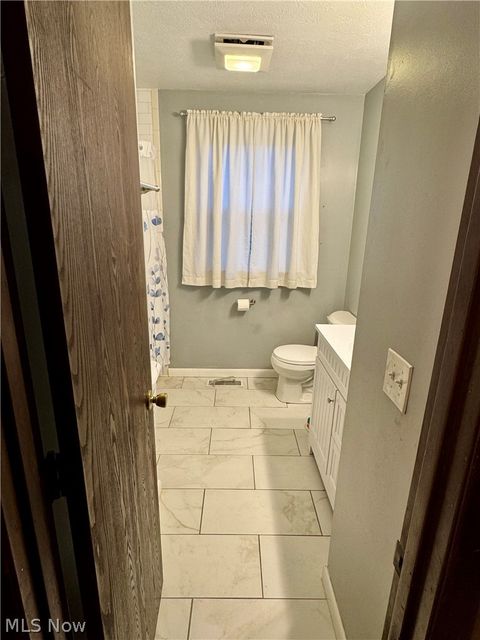 Tiny photo for 184 Locust Drive, Mineral Wells, WV 26150 (MLS # 5190371)