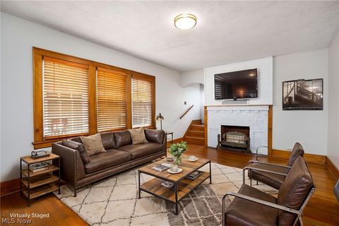 Tiny photo for 1633 Glenmount Avenue, Akron, OH 44301 (MLS # 5210069)