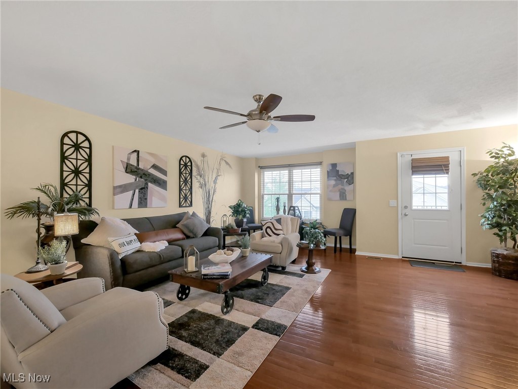 6010 Turnwood Drive, Westerville, Ohio image 3