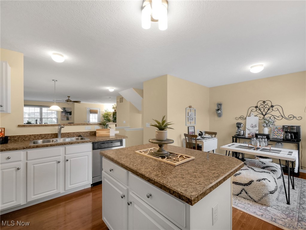 6010 Turnwood Drive, Westerville, Ohio image 9