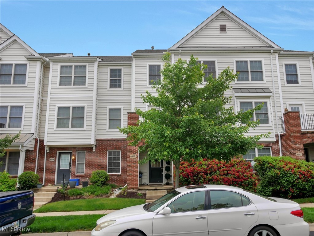 6010 Turnwood Drive, Westerville, Ohio image 1