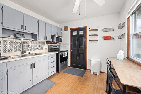 Tiny photo for 1506 New Hampshire Avenue, Lorain, OH 44052 (MLS # 5253491)