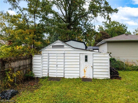Tiny photo for 1506 New Hampshire Avenue, Lorain, OH 44052 (MLS # 5253491)