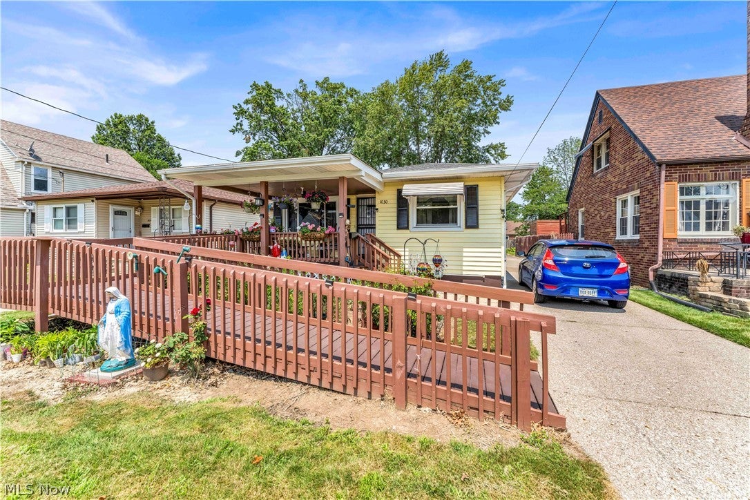 1030 W 29th Street
