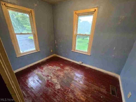 Tiny photo for 127 Mathews Avenue, Ashland, OH 44805 (MLS # 5253663)