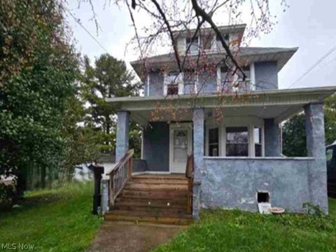 Photo of 127 Mathews Avenue, Ashland, OH 44805 (MLS # 5253663)