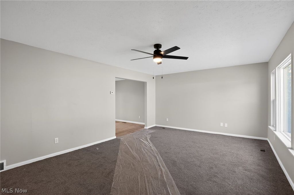 Photo of 7838 Linden ST, Mentor on the Lake, OH 44060 (MLS # 5206871)