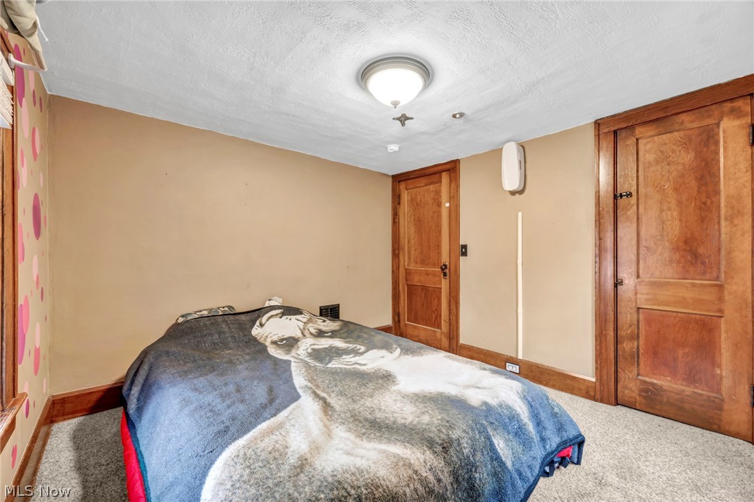 City/Newton Falls - Residential