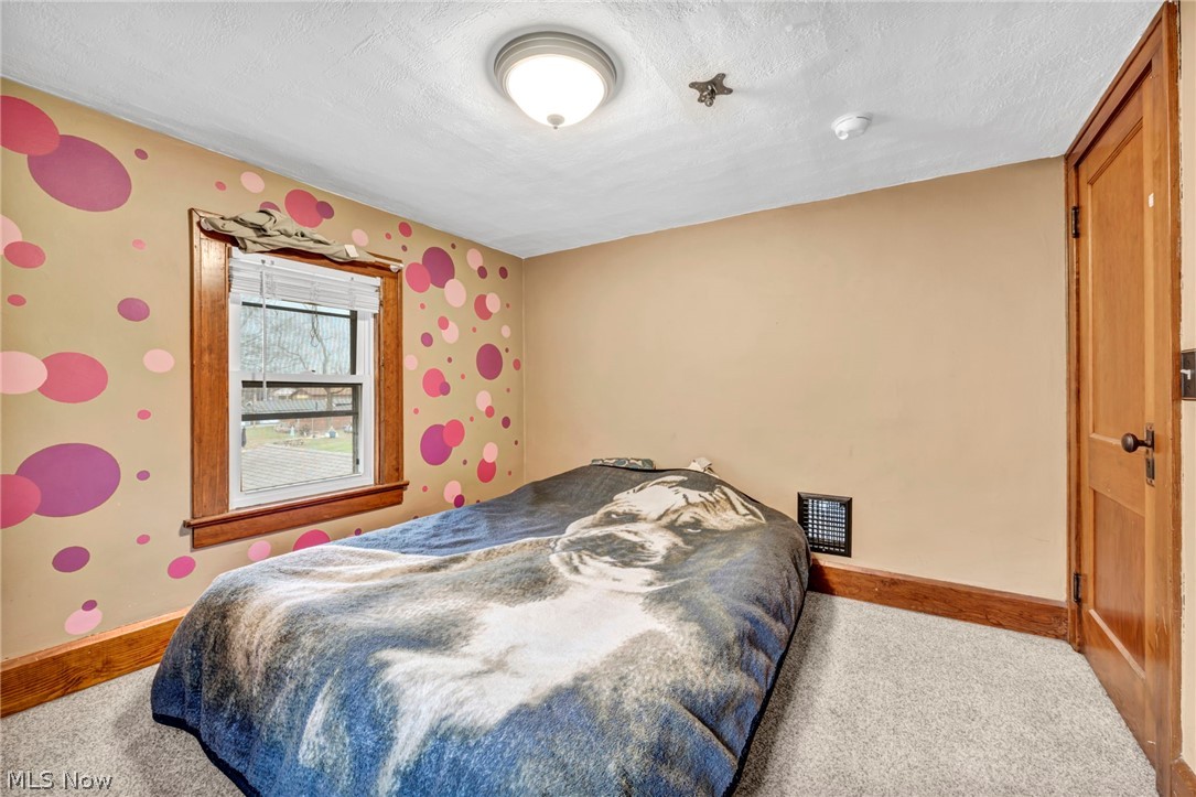 City/Newton Falls - Residential