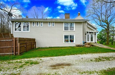 Tiny photo for 1305 Township Road 1656, Ashland, OH 44805 (MLS # 5202790)