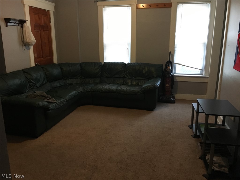 Voris & Steinbacher - Residential Income