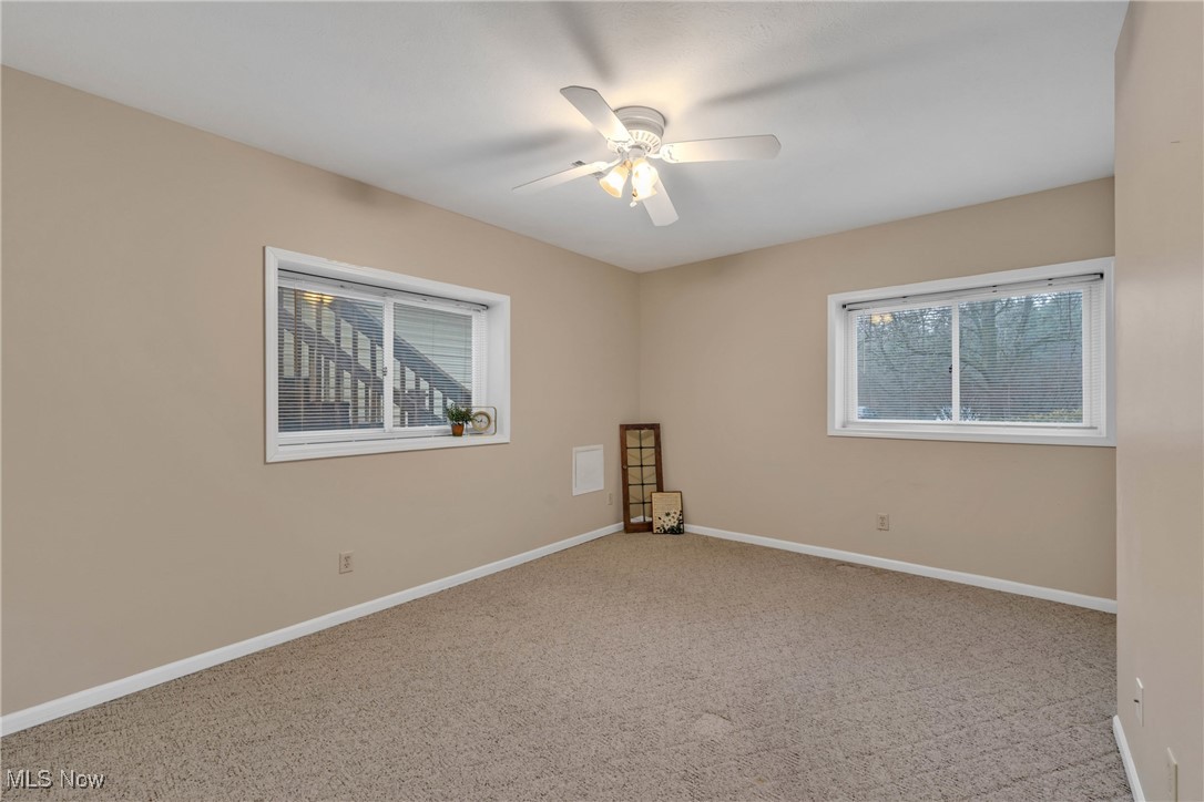 Unit H/ Maingate Condos - Residential