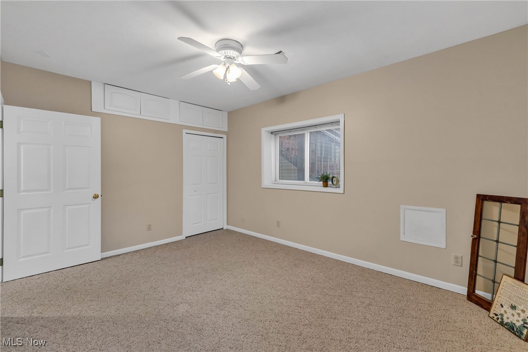 Unit H/ Maingate Condos - Residential