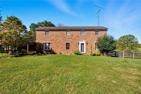 Multifamily For Sale - 10507 State Route 339<br/> Vincent, OH 45784